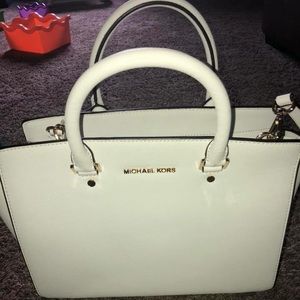 Michael Korda purse